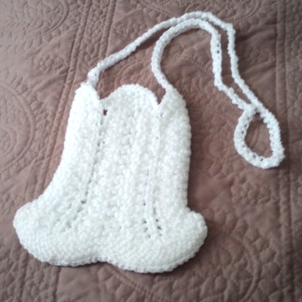 NWOT Handmade Crochet crossbody bag.